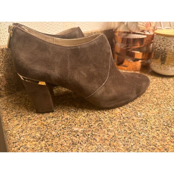 Adrienne‎ Vittadini Women's •Katana• Brown Suede Bootie 8M - Picture 2 of 8